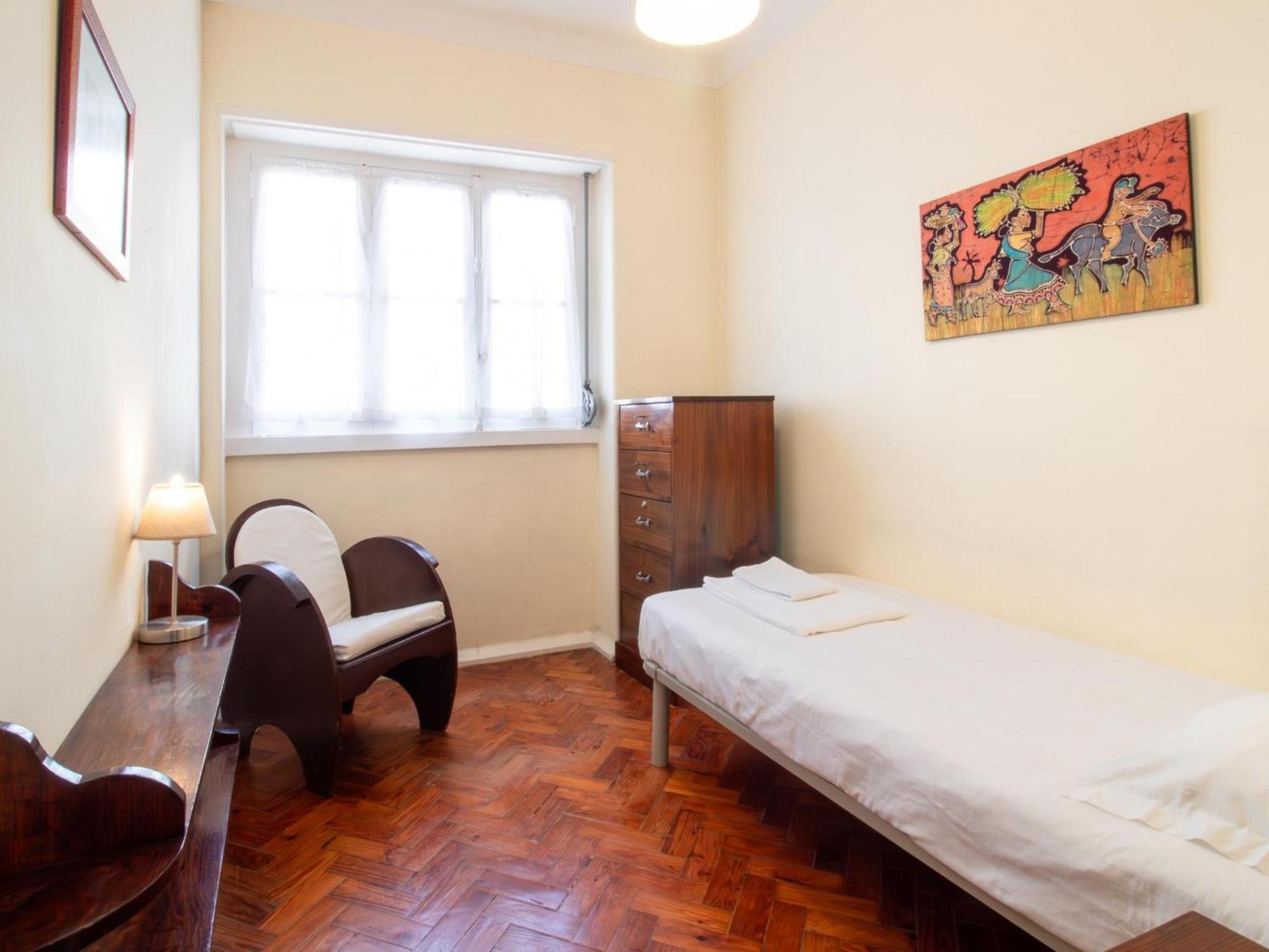 Alvalade Apartment *